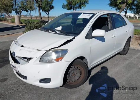 2012 Toyota Yaris из США, поврежденный, VIN JTDBT4K39CL014738